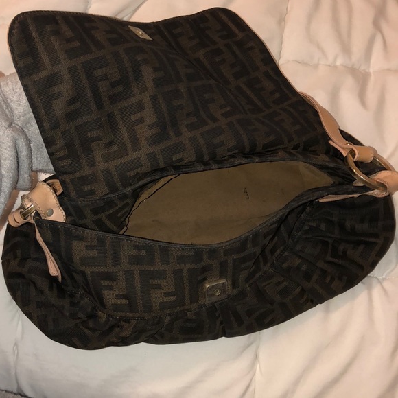 Authentic Vintage Fendi Bag - Picture 4 of 8